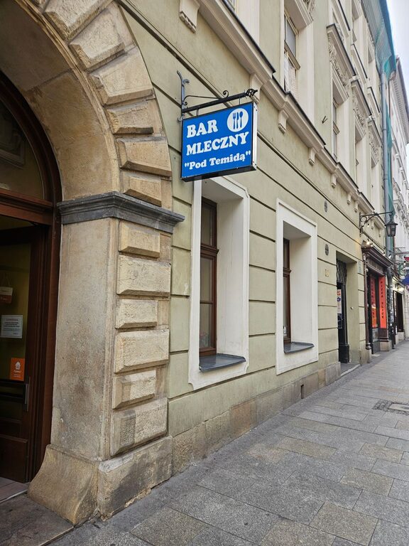 Proste domowe napoje bezalkoholowe na cały dzień